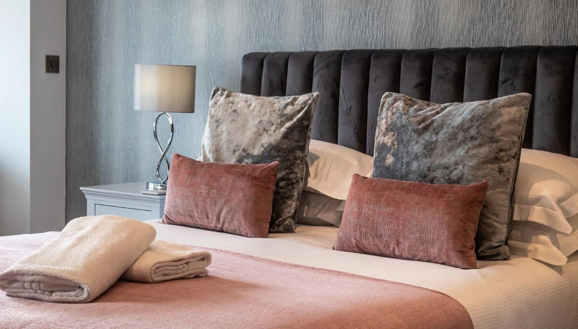 Semesterbostad 4 Bed In Richmond 83250 Villa