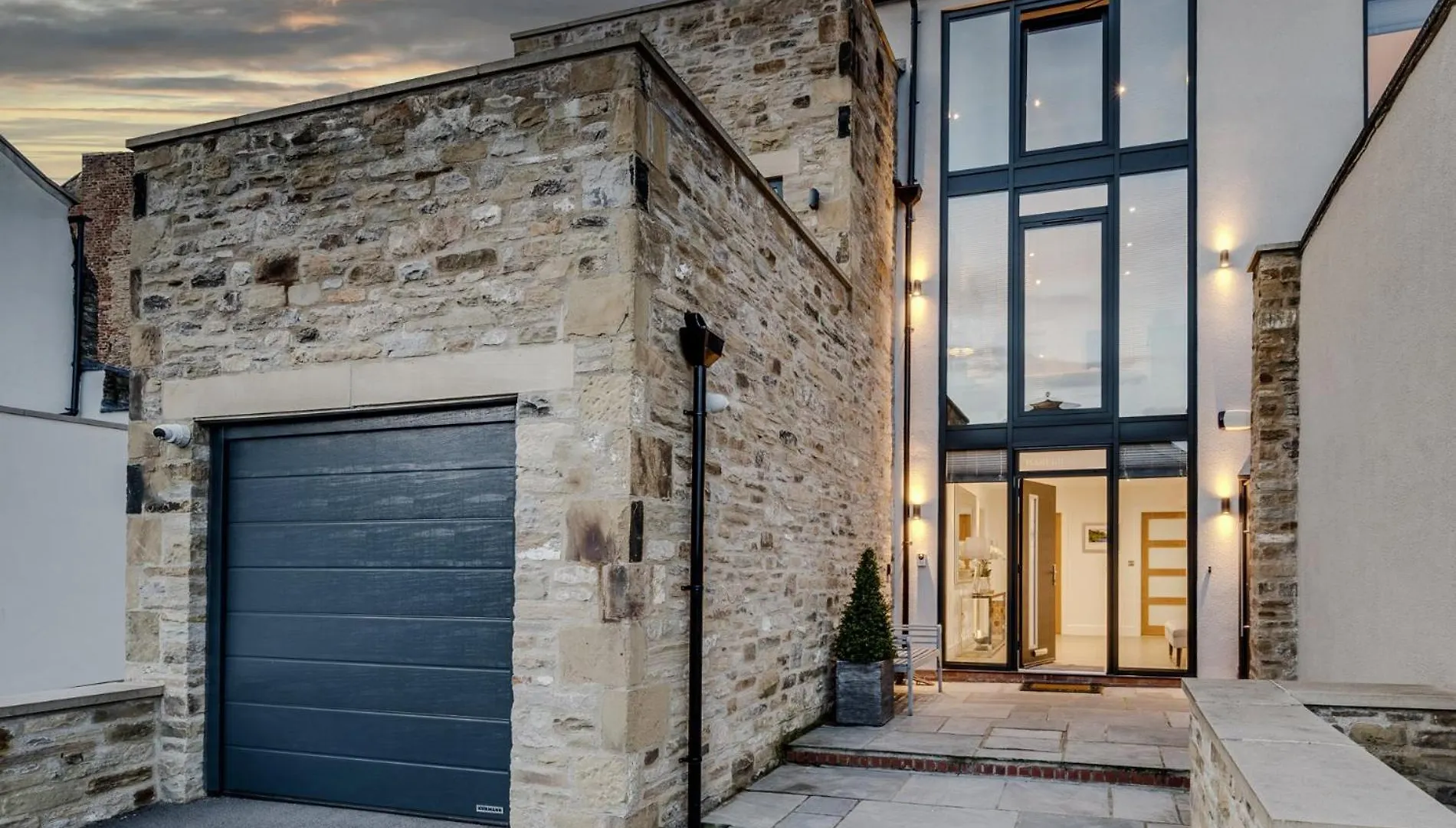 4 Bed In Richmond 83250 Villa Semesterbostad